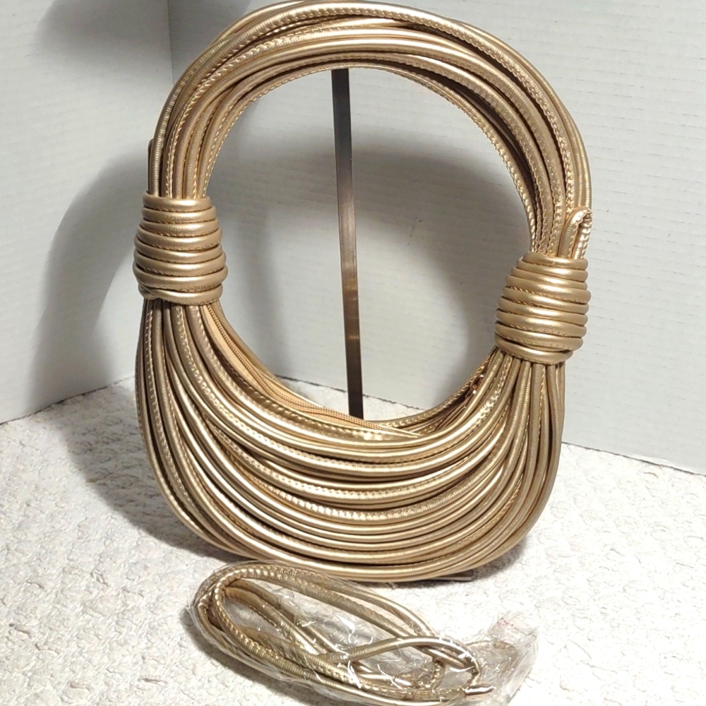 Woven Rope-Style Handbag - Picture 2 of 4